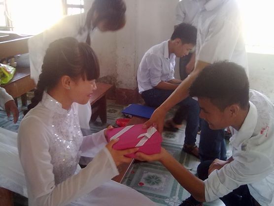 THPT TA UYEN 52